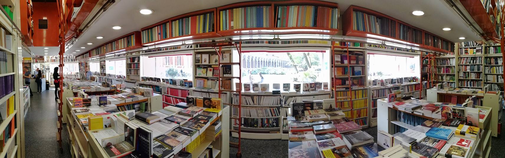 Foto Libreria Cortina